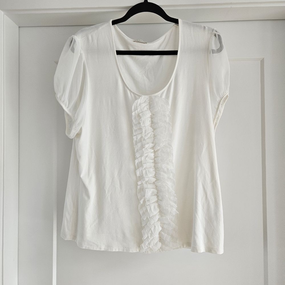 Elegant White Ruffle Detail Blouse